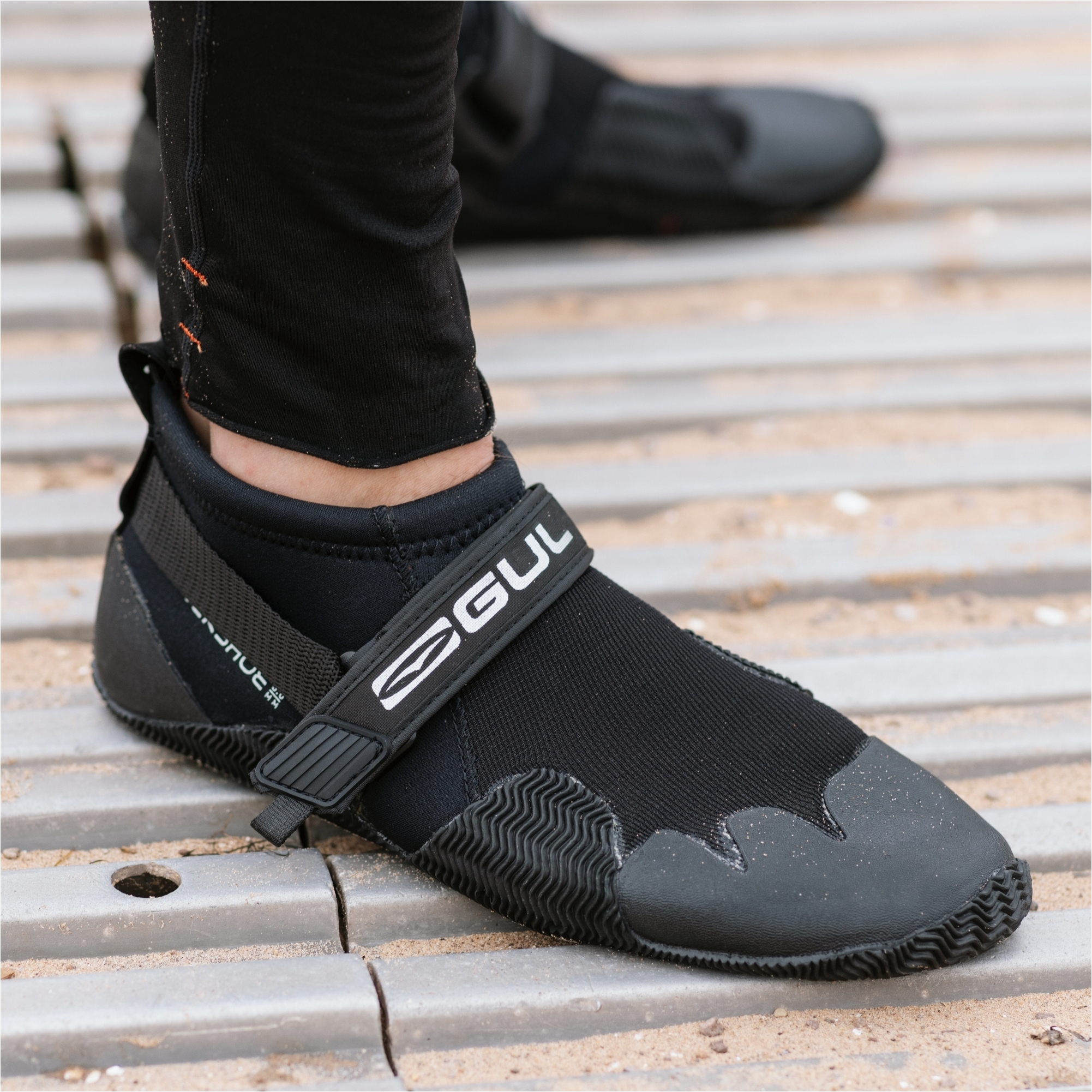 2025 GUL Strapped Power Slipper 3mm Wetsuit Shoe BO1265-B7 - Black